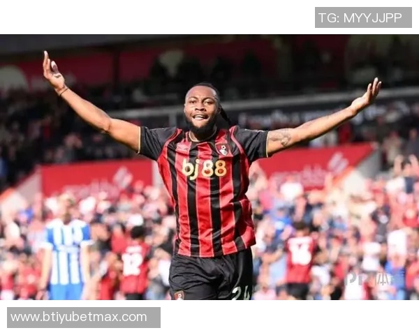 本特称赞塞梅尼奥本赛季表现出色预测他将加盟利物浦